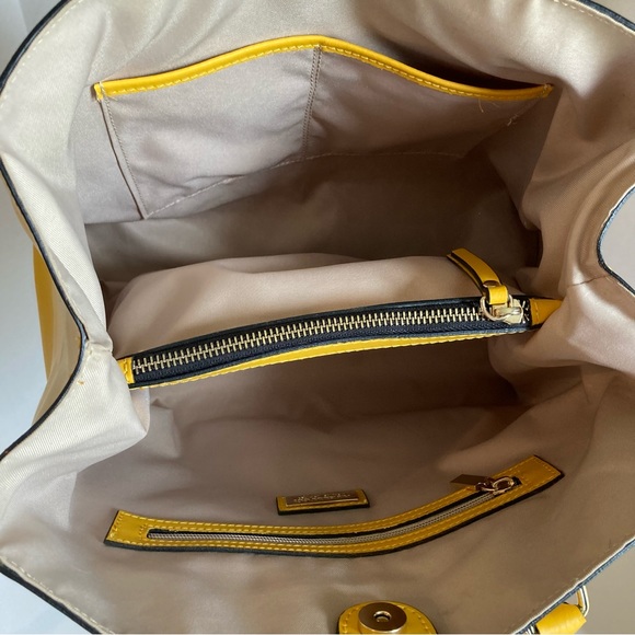 A. Bellucci Italian Leather Tote. Like New - Picture 5 of 11